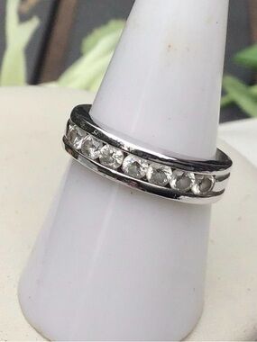 🌺Sterling & CZ Anniversary Band/Ring